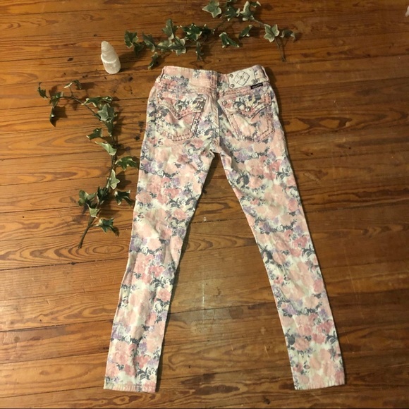Miss Me Floral Skinny Jeans - Picture 4 of 6